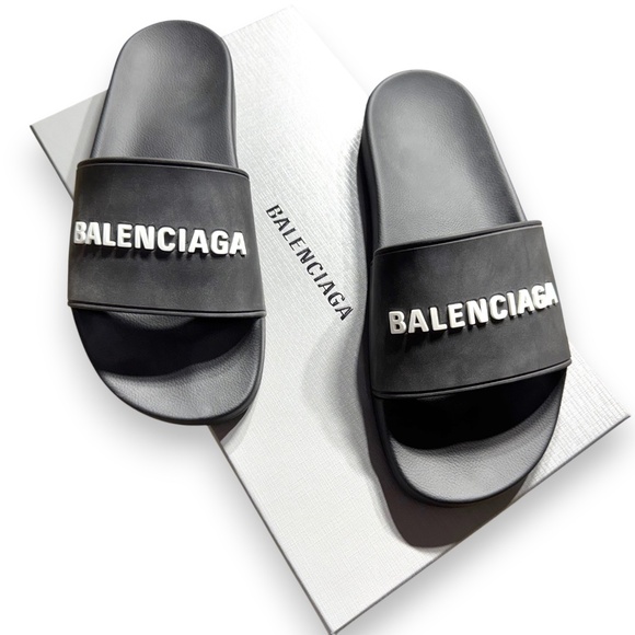 Balenciaga Flip Flops Logo-Detailed Rubber Slides - Picture 2 of 9
